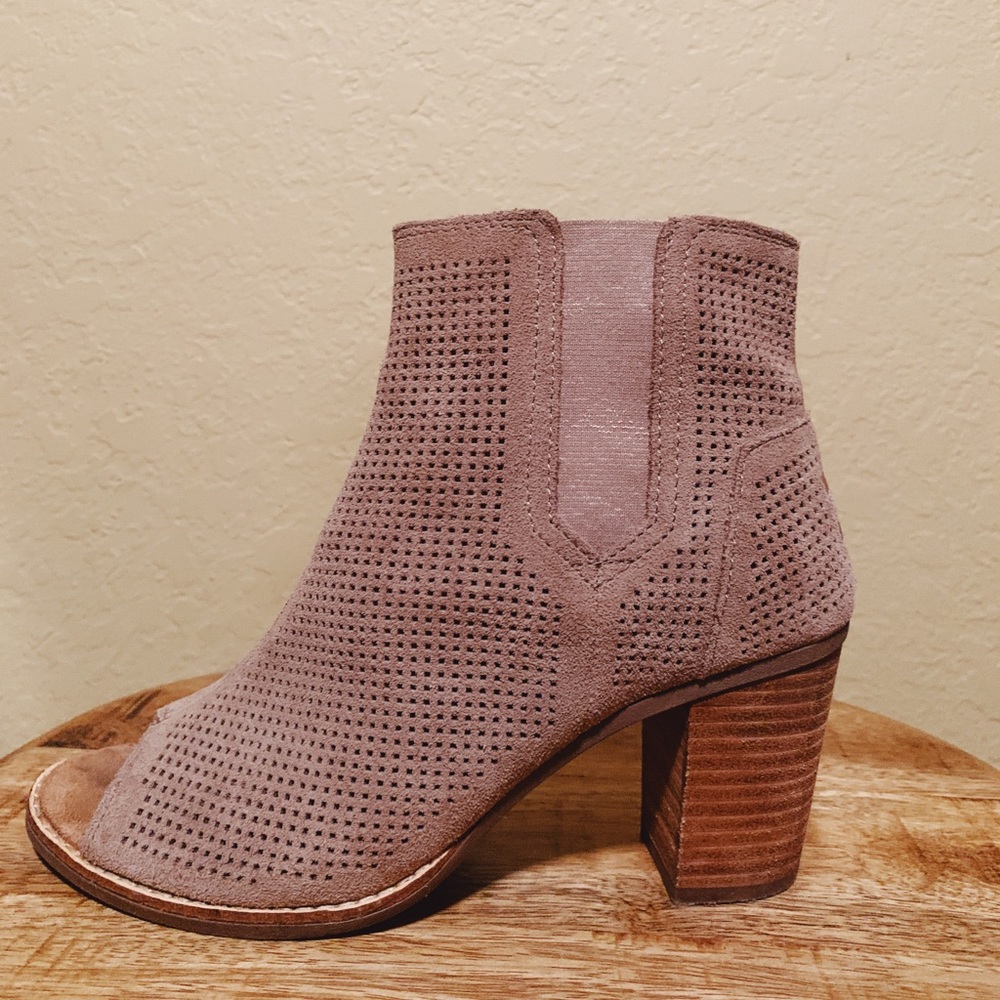 TOMS zip Heeled Bootie